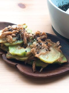 ブロッコリーの茎とツナのオイマヨ炒め-レシピのメイン写真