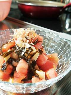 夏むき!トマトとチーズの塩昆布和え-レシピのメイン写真