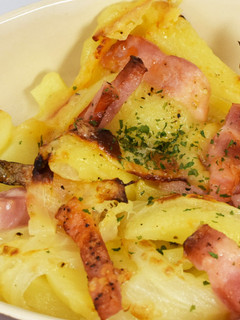 新じゃがとベーコンのチーズ焼き-レシピのメイン写真