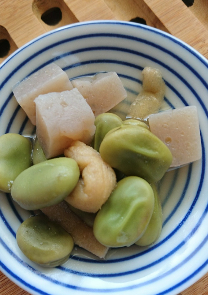美味ですっ。空豆と蒟蒻と揚げの煮物-レシピのメイン写真