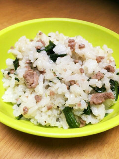 冷凍ホウレン草でOK♪とひき肉の混ぜご飯-レシピのメイン写真
