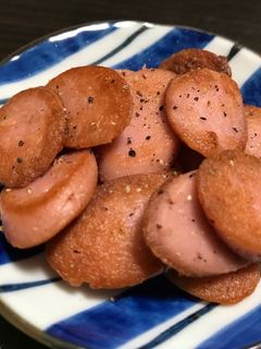 魚肉ソーセージの黒胡椒炒め!-レシピのメイン写真