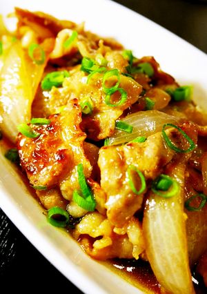 たっぷり新玉ねぎと豚ばら肉の角煮の味炒め-レシピのメイン写真