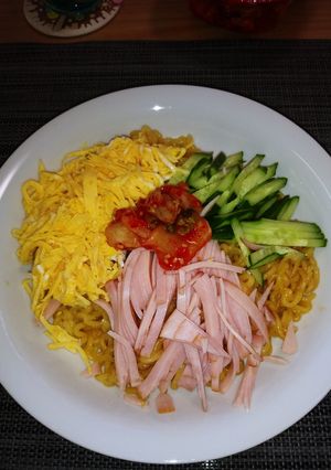 冷し中華風辛ラーメン-レシピのメイン写真