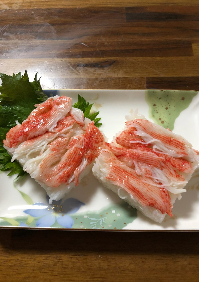 某コンビニ風カニカマ押し寿司-レシピのメイン写真
