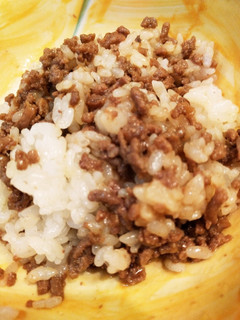 ステーキ味のそぼろご飯♡お弁当にも♡-レシピのメイン写真