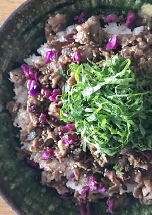牛肉と大葉のちらし寿司　-レシピのメイン写真