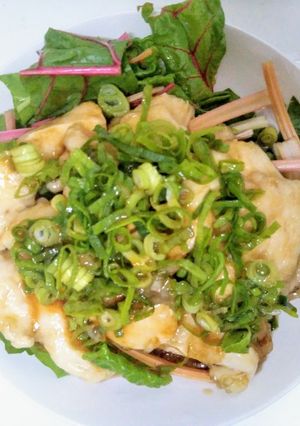 夏バテ防止に☆茹で鶏胸肉のにんにく醤油味-レシピのメイン写真