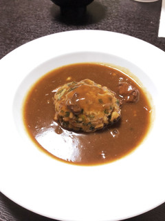 残ったビーフシチューで煮込みハンバーグ-レシピのメイン写真