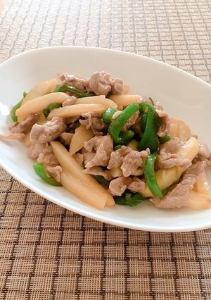 豚肉じゃが芋チンジャオロース٩( ᐖ )-レシピのメイン写真
