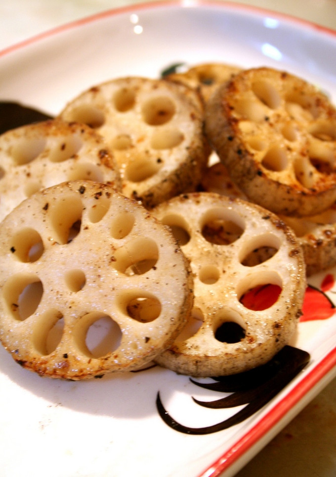 ごま風味★しゃきっとれんこんの塩焼き-レシピのメイン写真