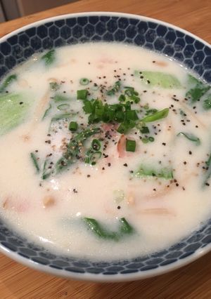 青梗菜が食べやすい優しい味のミルクスープ-レシピのメイン写真