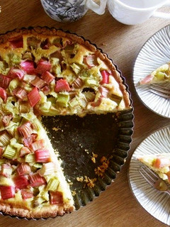 畑のルバーブでタルトを作ろう-レシピのメイン写真
