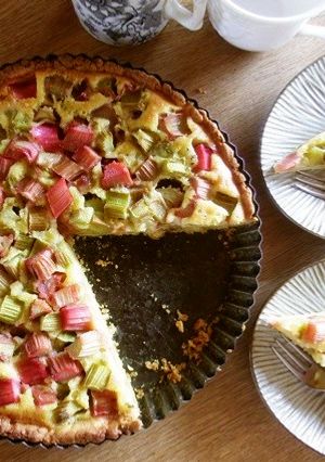 畑のルバーブでタルトを作ろう-レシピのメイン写真