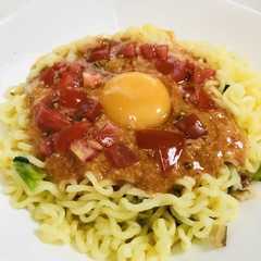 รูปของ 真っ赤なねばとろ冷ラーメン！