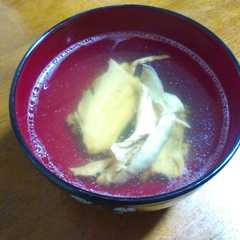 A picture of あまごのお吸い物.