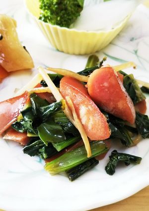 家計にやさしいWINナーと野菜の炒め物-レシピのメイン写真