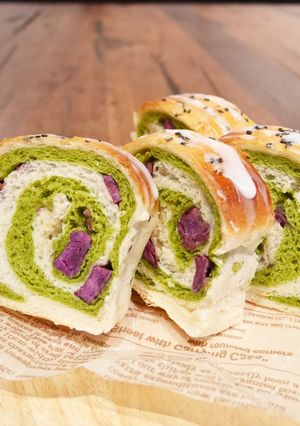 抹茶と紫芋のしっとりうずまきパン-レシピのメイン写真