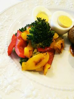 ブロッコリーとパプリカの塩レモンソテー-レシピのメイン写真