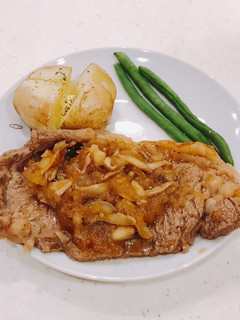 ステーキを柔らかく!おろし玉ねぎソース-レシピのメイン写真