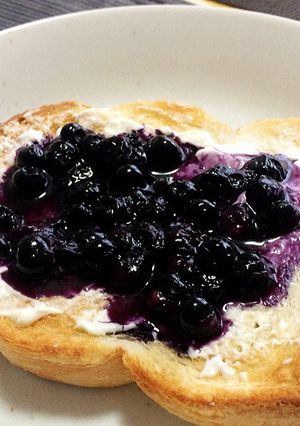 ワクワク朝食♪「ブルーベリートースト」-レシピのメイン写真