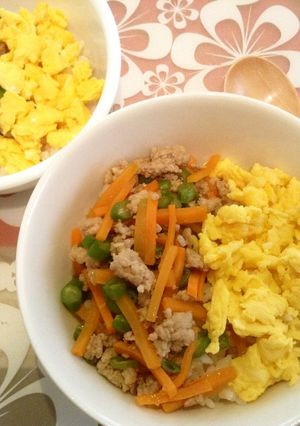 そぼろご飯~小さな子どもと一緒ランチ-レシピのメイン写真