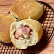 クリームチーズとベーコン入りのパン