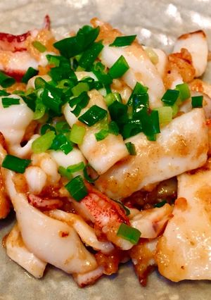 冷凍保存のイカで簡単ガーリックバター炒め-レシピのメイン写真