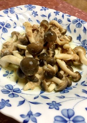 あと一品♪たった5分♪しめじで満足♪-レシピのメイン写真