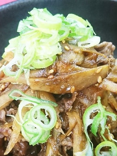 牛小間肉とゴボウのきんぴら風煮込み-レシピのメイン写真