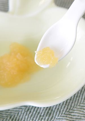 【離乳食初期】レンジで簡単トロトロりんご-レシピのメイン写真