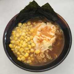 รูปของ こくまろ☆コーンバター辛ラーメン