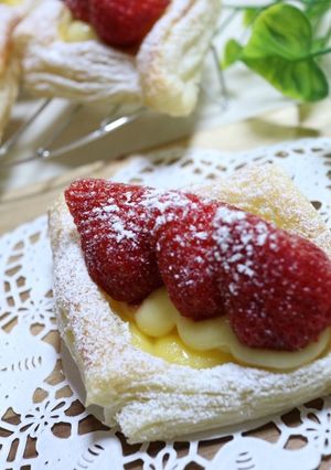 簡単オシャレ！苺カスタードパイ♪-レシピのメイン写真