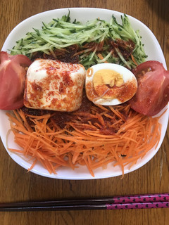 辛冷麺に豆腐とごま油-レシピのメイン写真