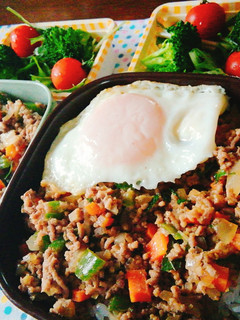 レンジでかんたん!和風ガパオライス風弁当-レシピのメイン写真
