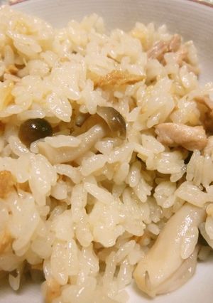 鶏とキノコの醤油バター炊き込みご飯-レシピのメイン写真