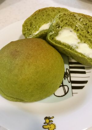 ふわふわ宇治抹茶パンinクリームチーズ-レシピのメイン写真
