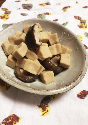 母の味♡子どもも喜ぶ高野豆腐と椎茸の煮物-レシピのメイン写真