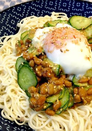 ＊納豆ごま味噌素麺〜温玉のせ〜＊-レシピのメイン写真