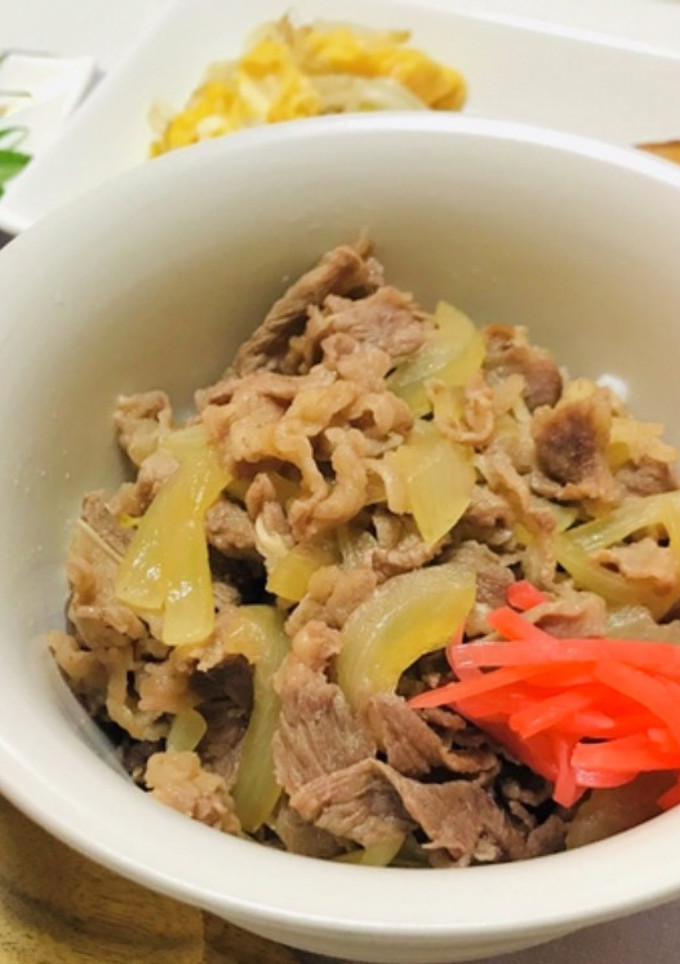 我が家の簡単牛丼夕飯のおかずに決まり-レシピのメイン写真