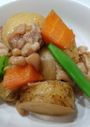 鶏肉と新じゃがの味噌煮-レシピのメイン写真