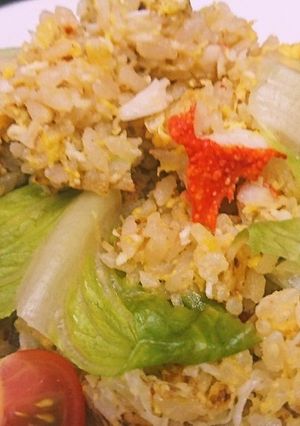 カニとロメインレタスのチャーハン-レシピのメイン写真