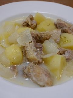 じゃがいもと玉葱と鶏肉のミルク煮-レシピのメイン写真