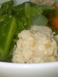 白滝とゴマ入り肉団子の野菜たっぷりスープ-レシピのメイン写真