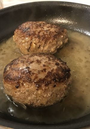 ふんわりジューシーハンバーグ-レシピのメイン写真