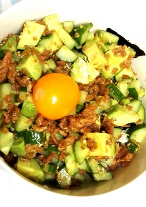 豆腐でヘルシー！　アボそぼ丼-レシピのメイン写真