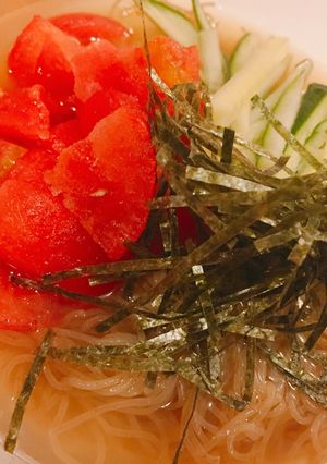 夏には凍らせトマトで簡単5分♡ふるる冷麺-レシピのメイン写真