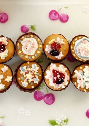 バター不使用◇デコレーションカップケーキ-レシピのメイン写真