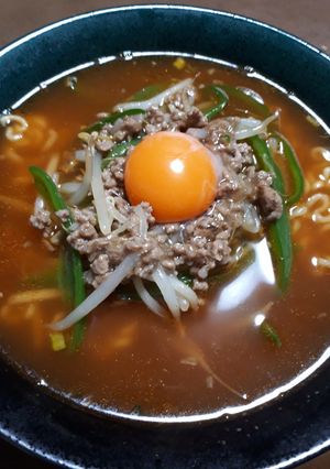 辛ラーメン肉野菜のせ-レシピのメイン写真