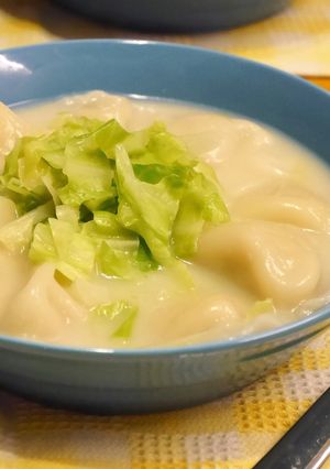 博多風とんこつ味★キャベツたっぷり水餃子-レシピのメイン写真